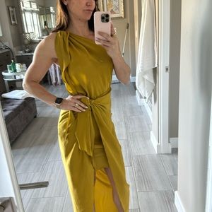 Silk yellow gold dress Vici Collection